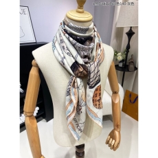 Louis Vuitton Scarf